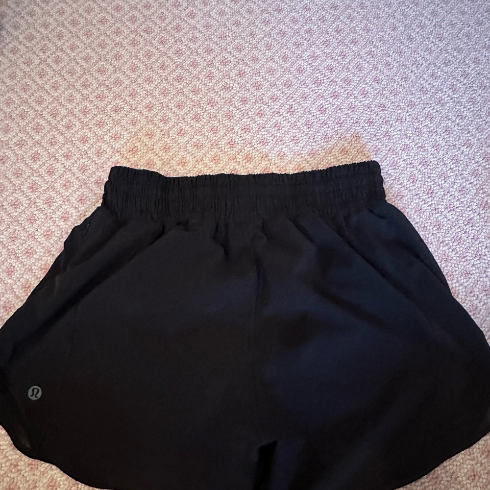 Lululemon black high rise hotty hot shorts